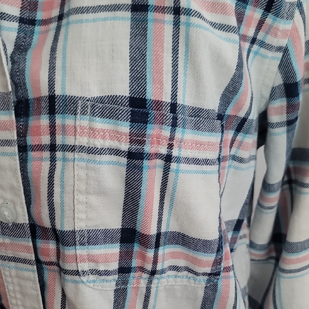 American Eagle Outfitters Blue and Pink Plaid Shirt - Picture 5 of 11